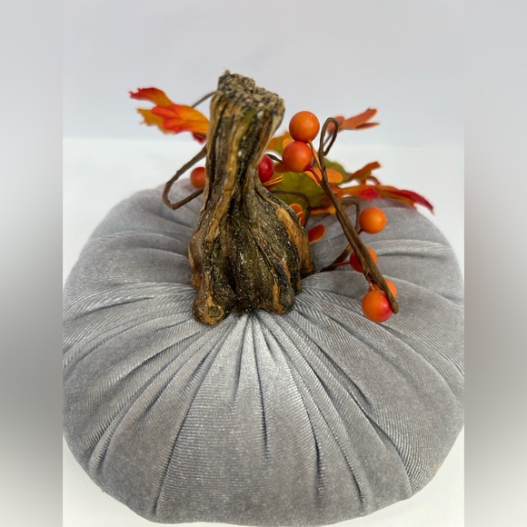 “Autumn” Velvet Pumpkin Home Decor - Picture 4 of 6